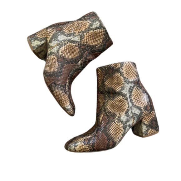 Chinese Laundry Snakeskin print boots chunky low heel Size 6.5 - Picture 1 of 5